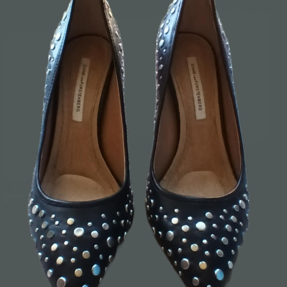Diane Von Furstenberg Black Studded Heels - Picture 4 of 6